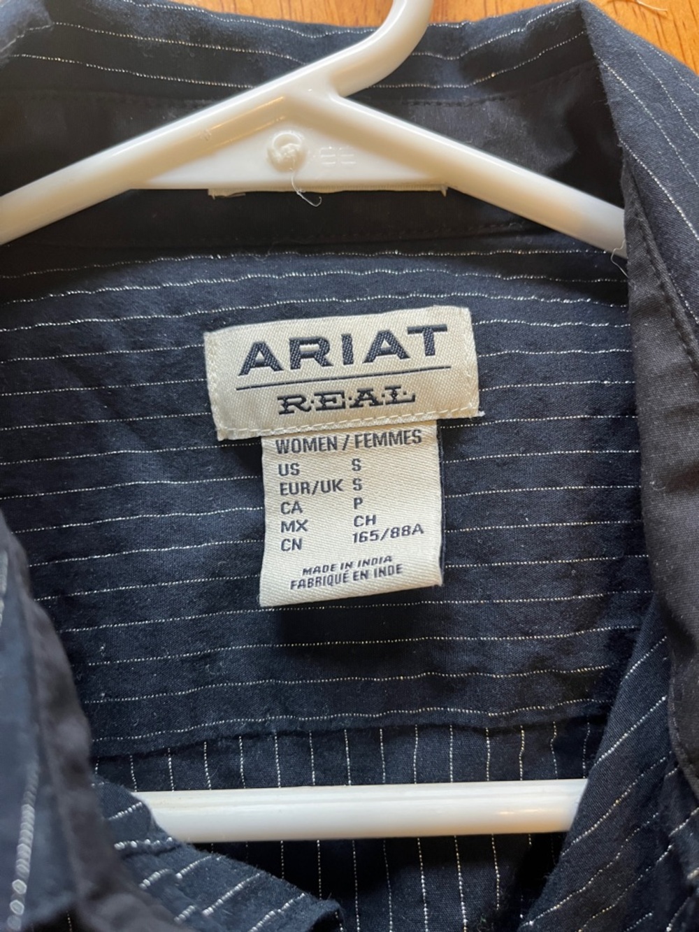 Ariat Womens Dark Navy Glitter Pinstripe Long-Sleeve Button-Down Shirt - Picture 3 of 5